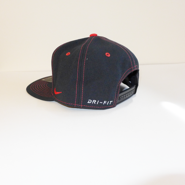 Nike Cap Snap Back Core True Flat Bill Raiders `Iolani